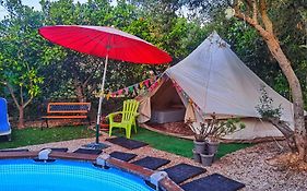 Bell Tent Lovers By Casa Das Artes